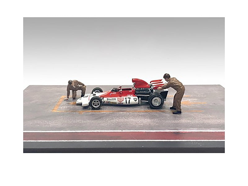"Race Day" Two Diecast Figures Set 5 for 1/43 Scale Models by American Diorama - Minihomy