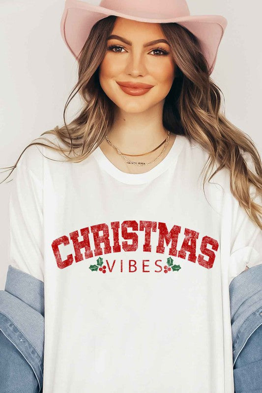 Plus Size Christmas Vibes T-Shirt - Holiday Graphic Tee for Festive Style - Minihomy