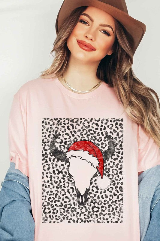 Cattle Christmas T-Shirt Plus Size - Festive Holiday Graphic Tee for Women - Minihomy