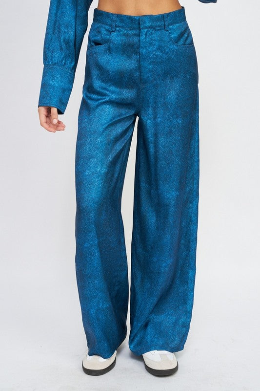 High-Waisted Pants with Wide Leg Opening - Minihomy
