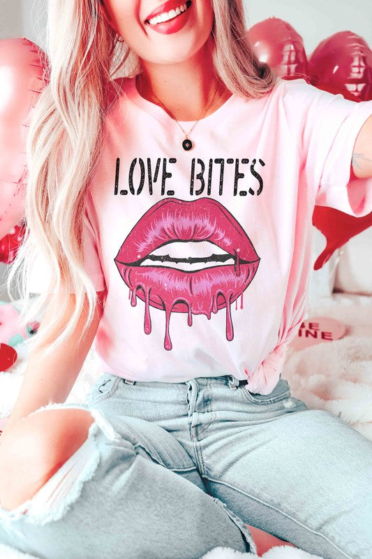 Plus Size - Love Bites Lips Graphic T-Shirt - Minihomy