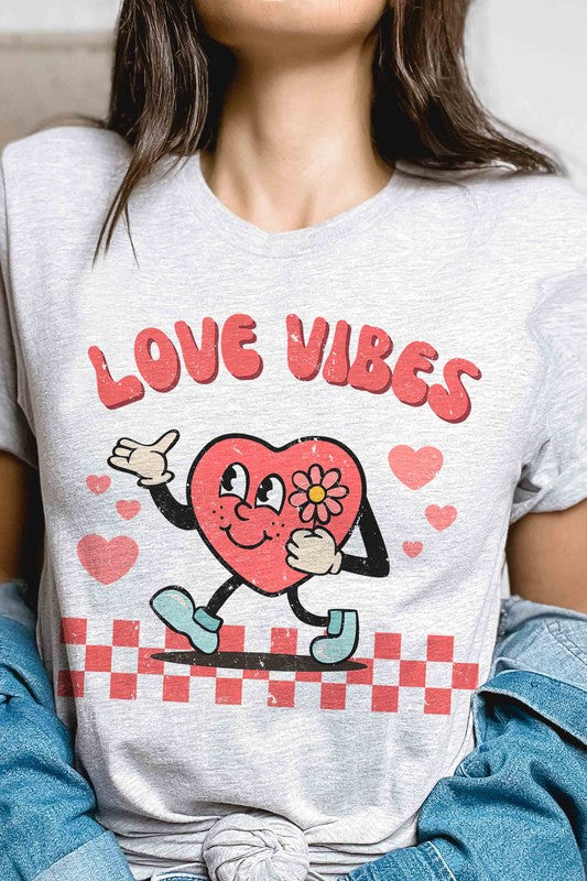 Plus Size - Love Bites Graphic T-Shirt - Minihomy