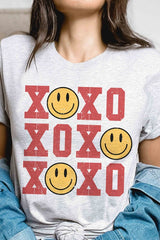 Plus Size - XOXO Happy Face Graphic T-Shirt - Minihomy