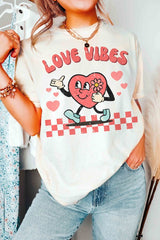 Plus Size - Love Bites Graphic T-Shirt - Minihomy