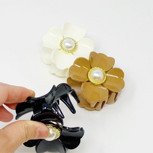 Loved By Coco Flower Hair Claw Set - Minihomy