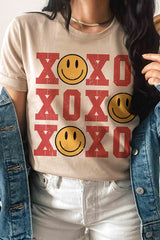 Plus Size - XOXO Happy Face Graphic T-Shirt - Minihomy