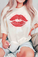 Plus Size - Valentine Kiss Graphic T-Shirt - Minihomy