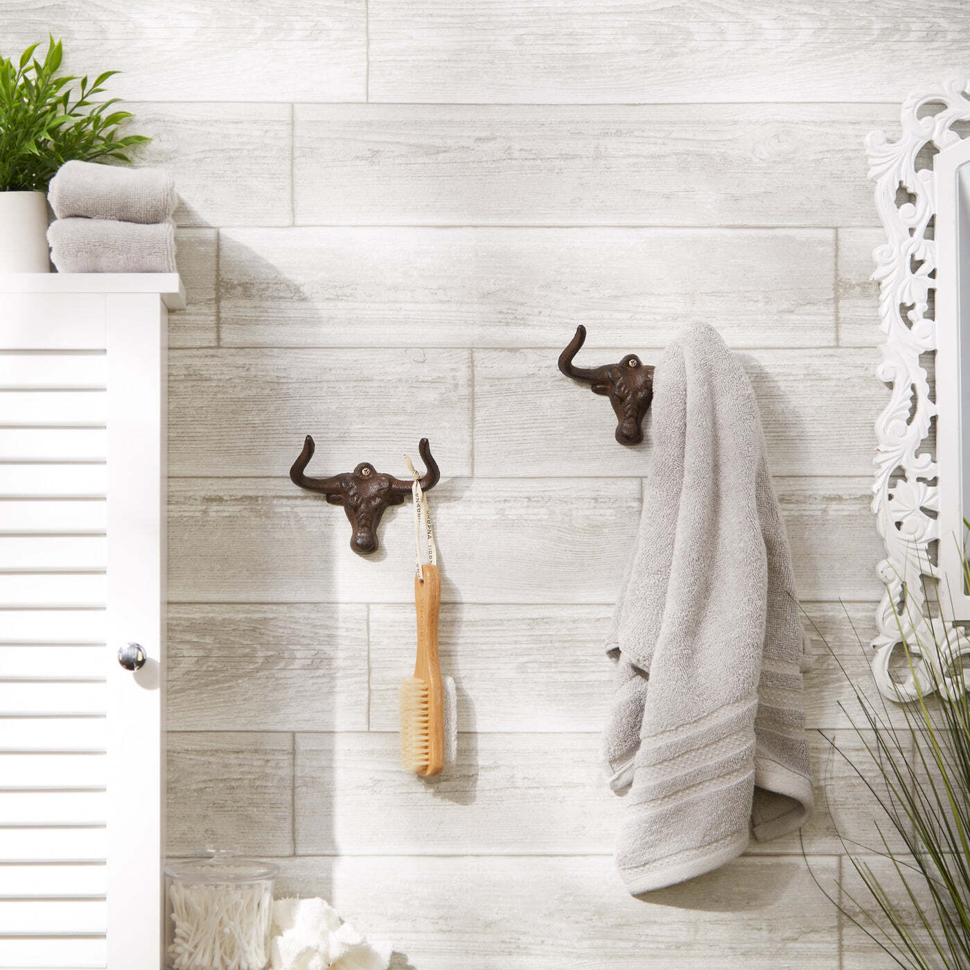 Cast Iron Steer Wall Hooks - Set of 2 - Minihomy