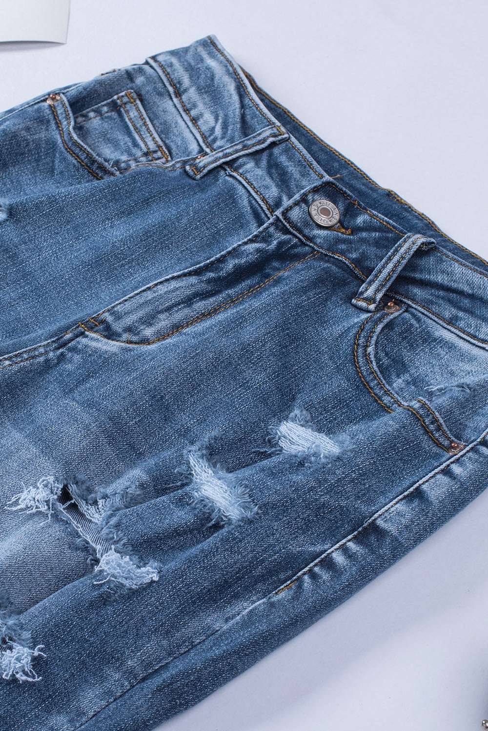 Distressed Frayed Hem Cropped Jeans - Minihomy