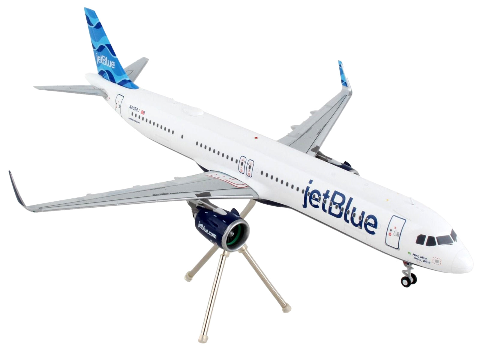 Airbus A321neo Commercial Aircraft "JetBlue Airways" White with Blue Tail "Gemini 200" Series 1/200 Diecast Model Airplane by GeminiJets - Minihomy